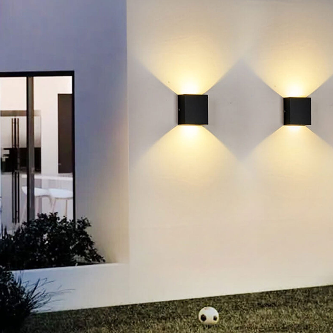 Minimalist Smart LED Wall Light for Outdoor Use