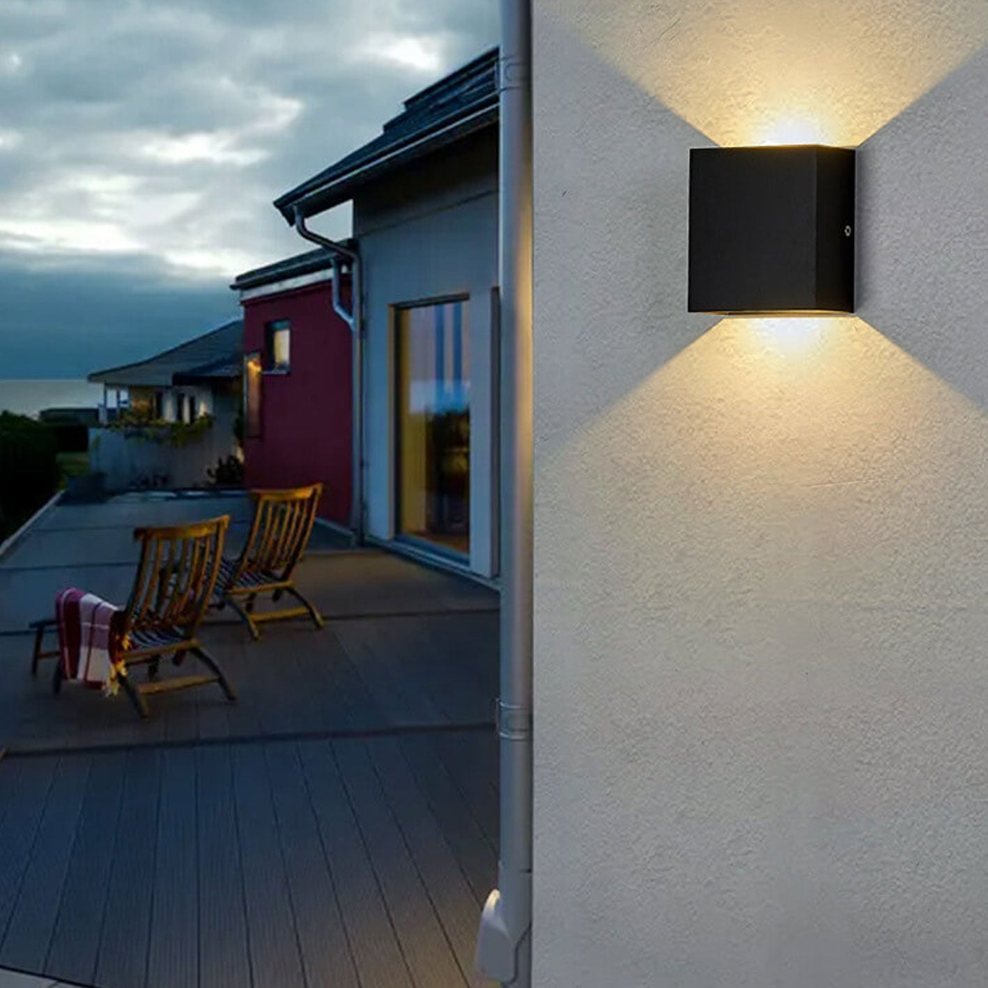 Minimalist Smart LED Wall Light for Outdoor Use