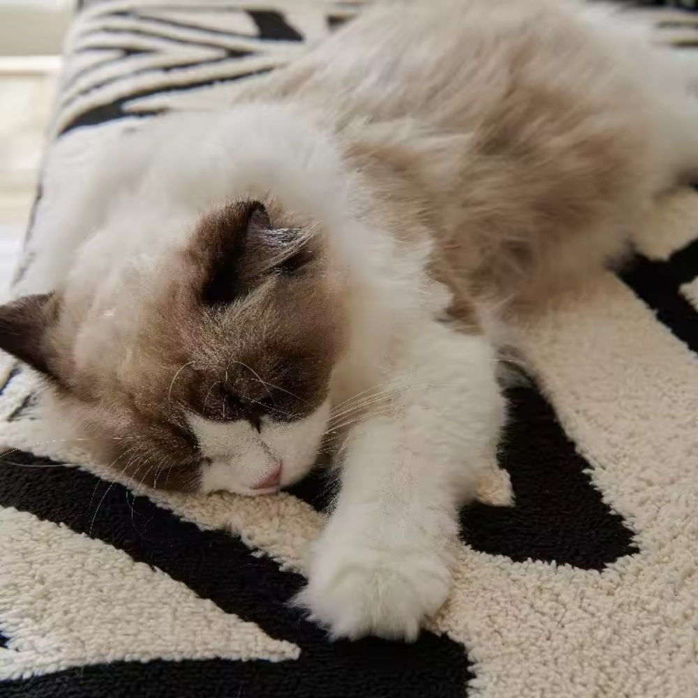 Knitted Maze Print Sofa Cover