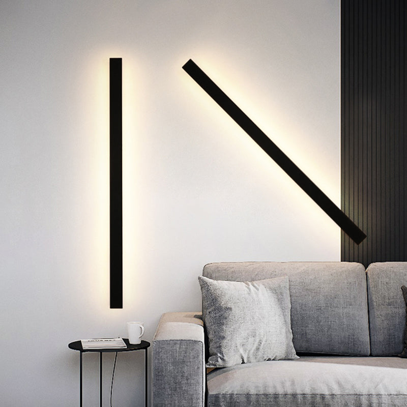 Linear Minimalist LED Outdoor Wall Light
