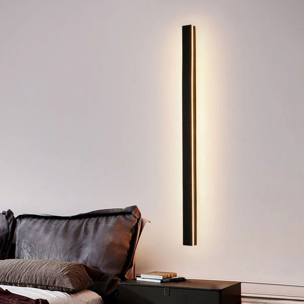 Linear Minimalist LED Outdoor Wall Light