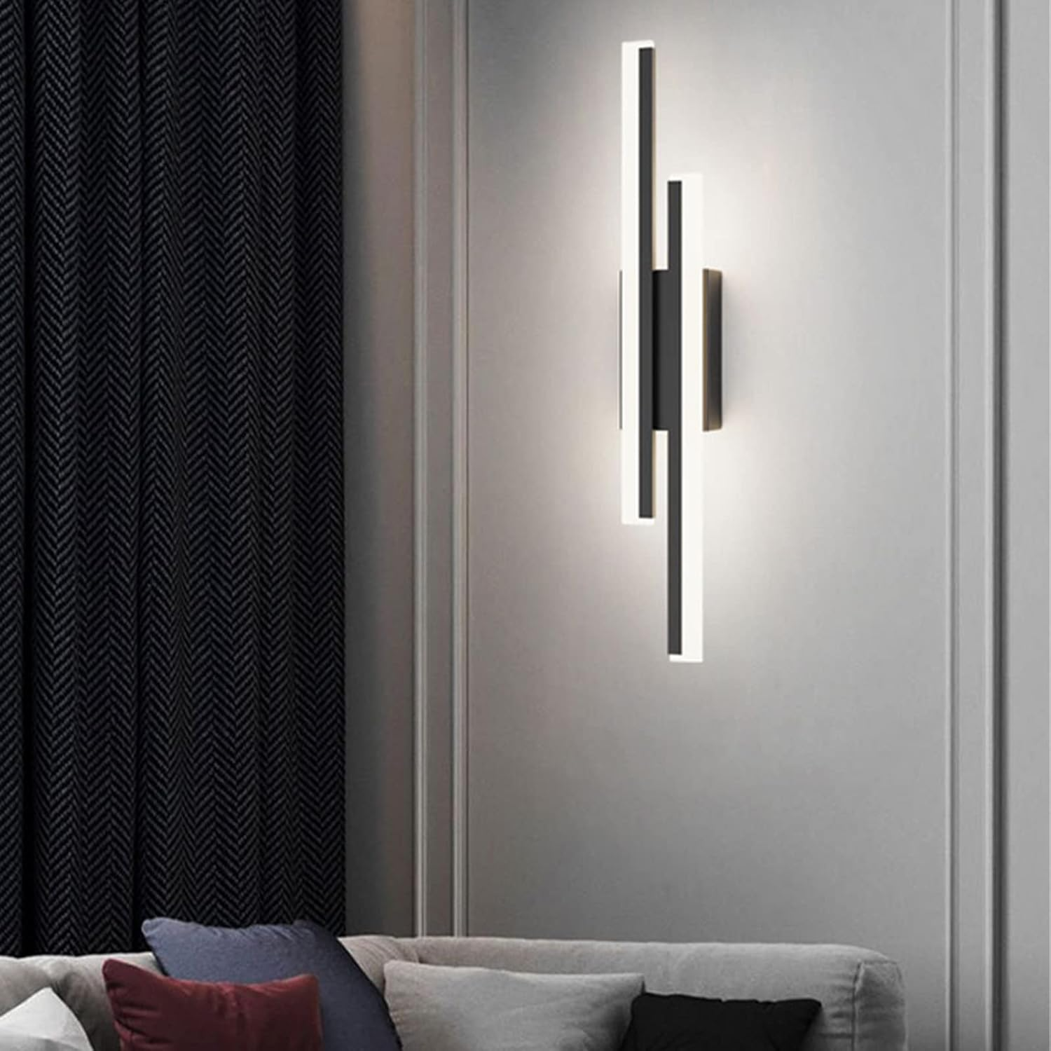 Modern Style Linear LED Wall Light