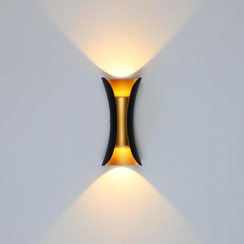 Contemporary Curved LED Outdoor Wall Light