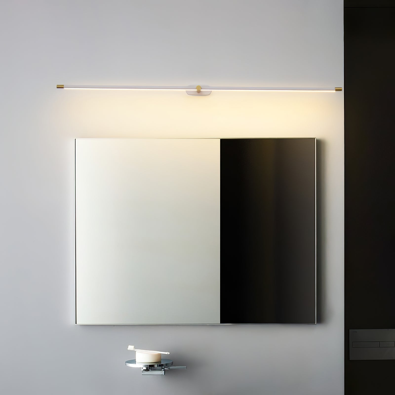 Minimalist Wireless LED Wall Light in a Transitional Style