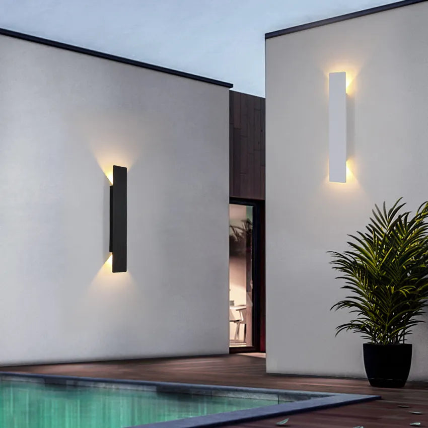 Minimalist Comtemporary Outdoor LED Wall Light