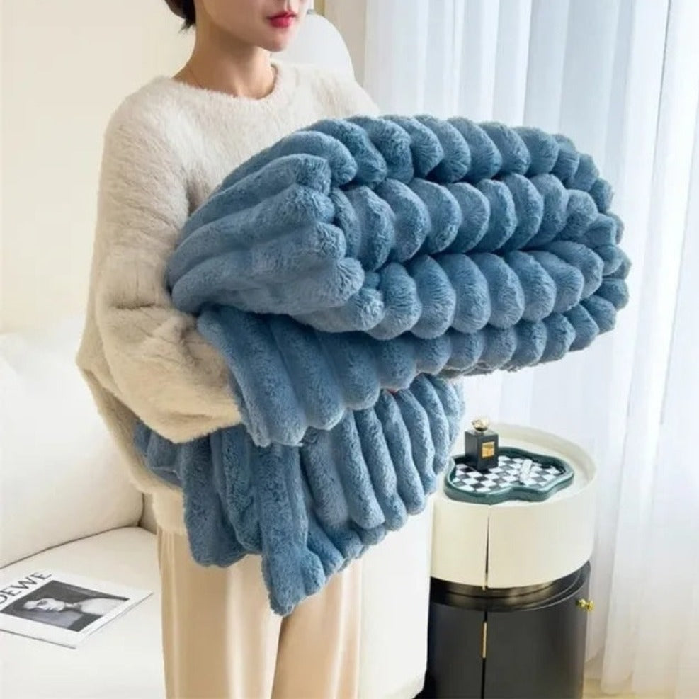 Fluffy Warm Blanket with Striped Pattern