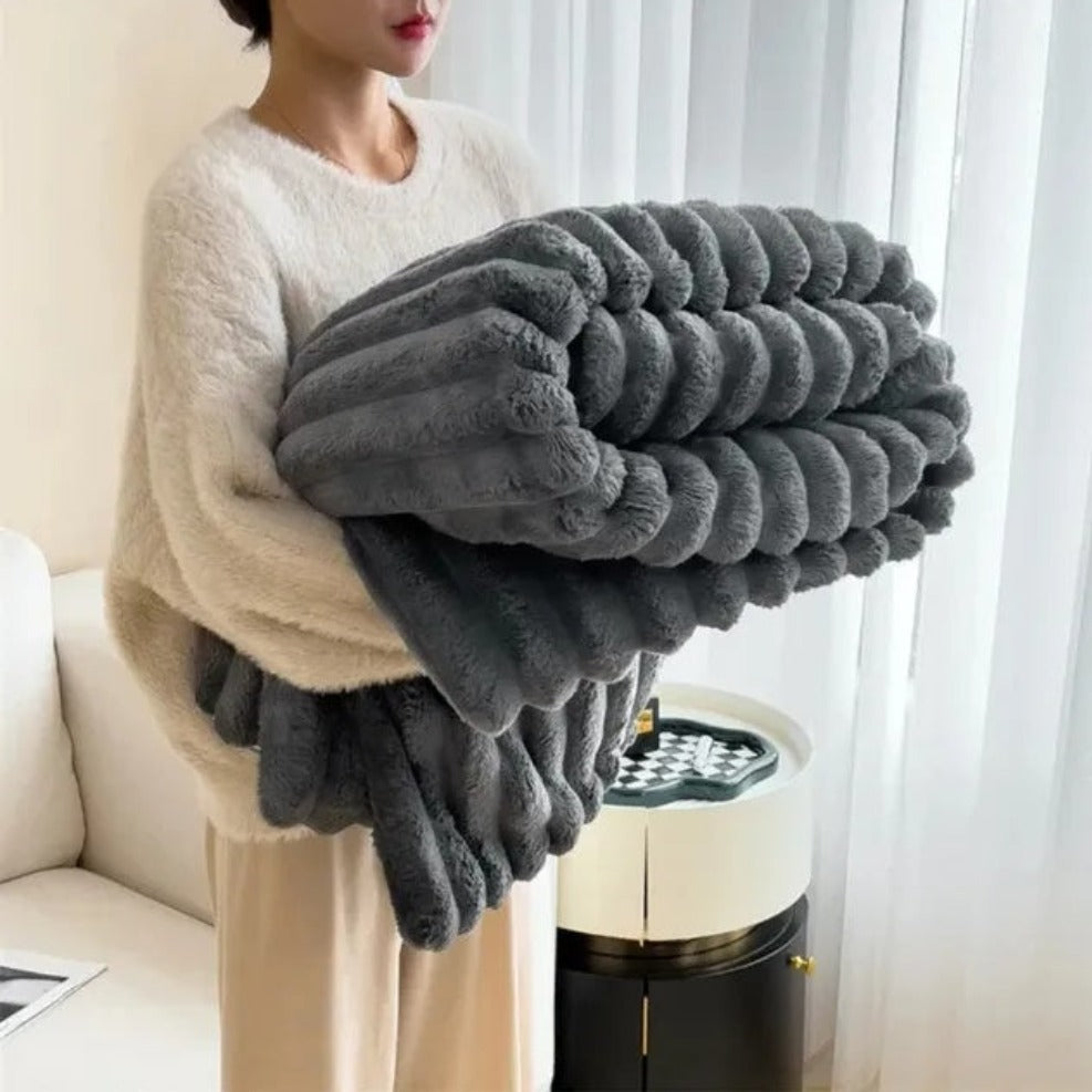 Fluffy Warm Blanket with Striped Pattern
