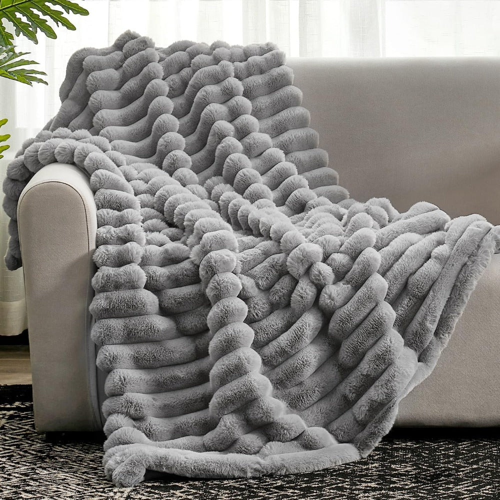 Fluffy Warm Blanket with Striped Pattern