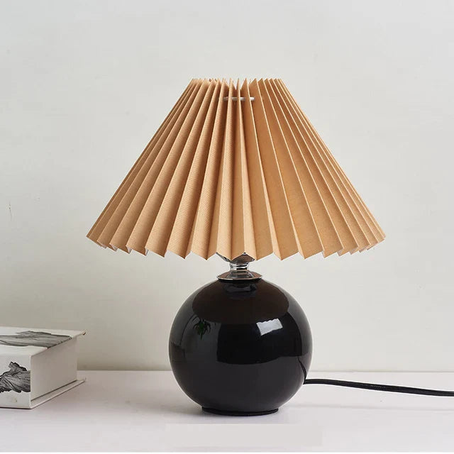Vintage Style Pleated Table Lamp for Bedroom and Living Room