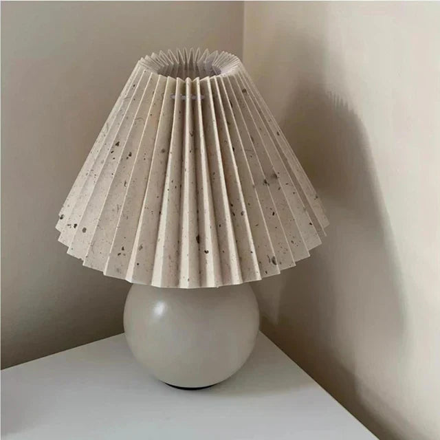 Vintage Style Pleated Table Lamp for Bedroom and Living Room