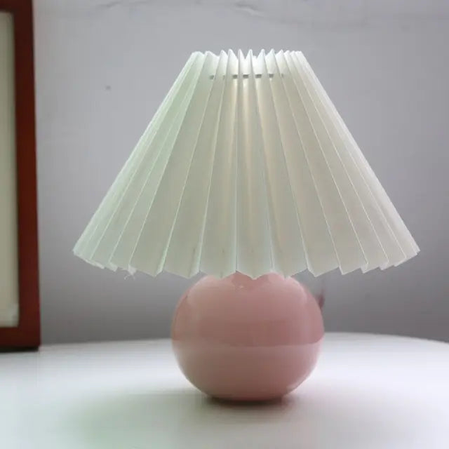 Vintage Style Pleated Table Lamp for Bedroom and Living Room
