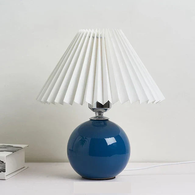 Vintage Style Pleated Table Lamp for Bedroom and Living Room