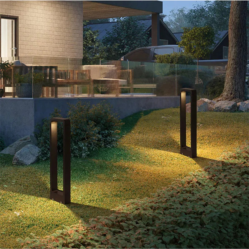 Minimalist Bollard Garden Lamp