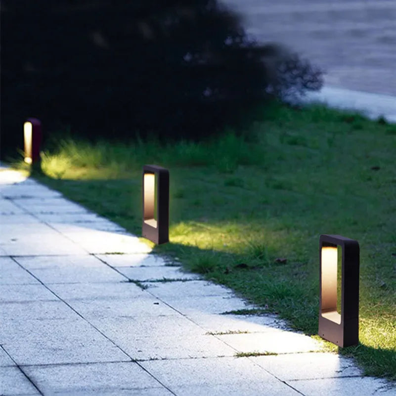 Minimalist Bollard Garden Lamp