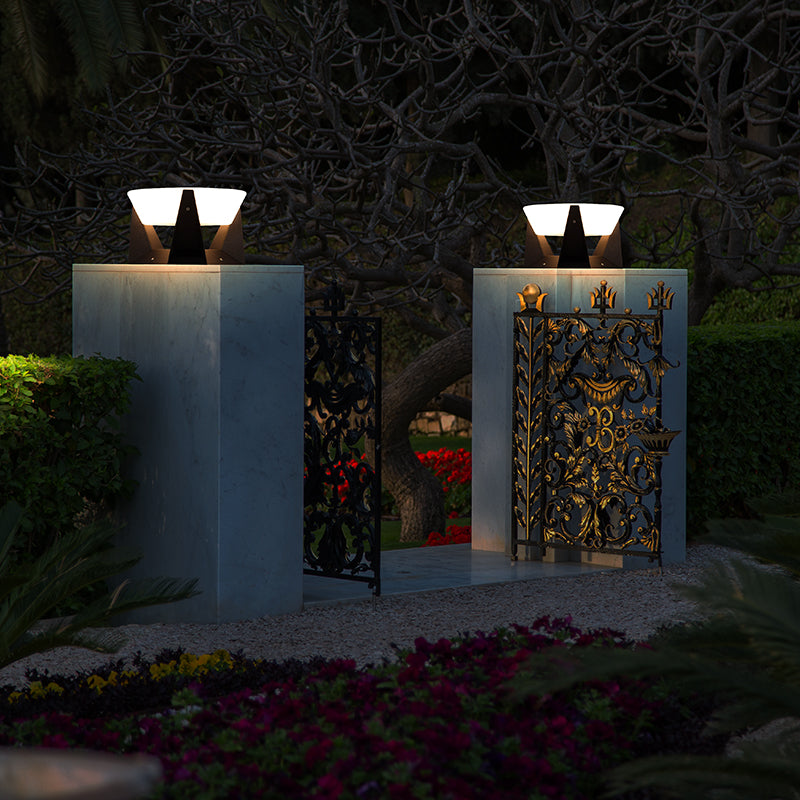Wireless Solar-Powered LED Garden Light