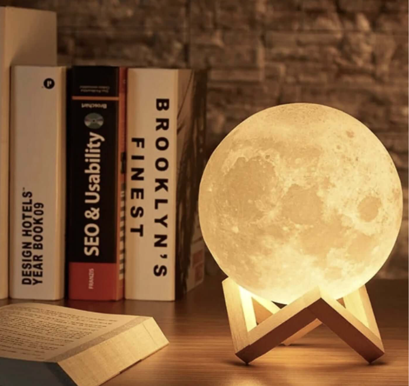 Japandi Moon Table Lamp