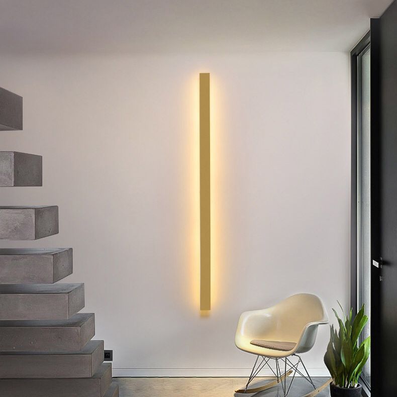 Contemporary Minimalist Linear LED Wall Light