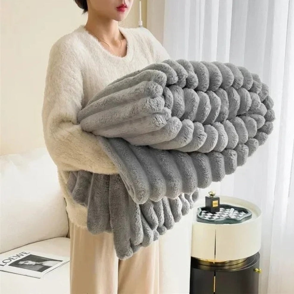Fluffy Warm Blanket with Striped Pattern