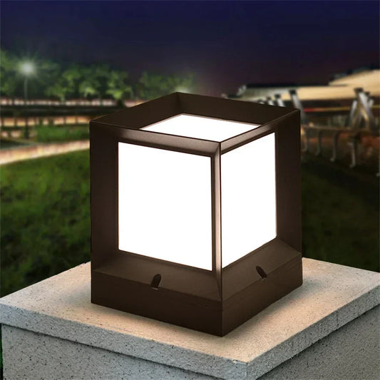 Modern Outdoor Pillar Gate Light